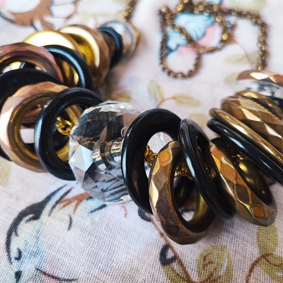 Clear Faceted Chunky Acrylic and Mixed Metal Ring Disc Brass Tone Necklace - Picture 5 of 13